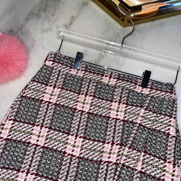 Forever 21 Tweed Asymmetric Mini Skirt in Pink Multi - Picture 7 of 13